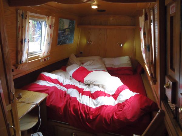 Evelyn Holiday Hire Boat interior